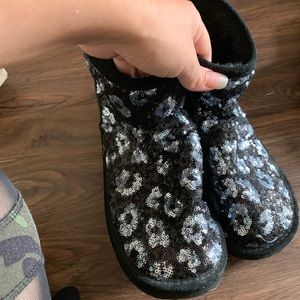 Victoria secret boots size 9